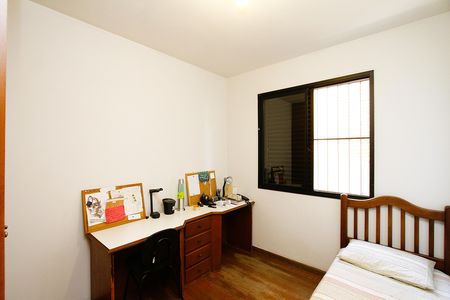 Quarto 1 de apartamento para alugar com 3 quartos, 120m² em Carlos Prates, Belo Horizonte
