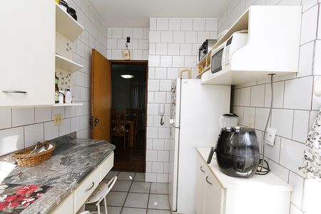Cozinha de apartamento para alugar com 3 quartos, 120m² em Carlos Prates, Belo Horizonte
