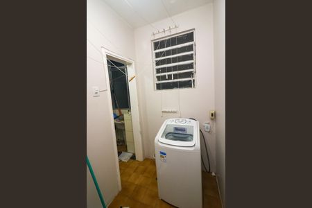 Área de Serviço de apartamento para alugar com 3 quartos, 89m² em Santana, Porto Alegre