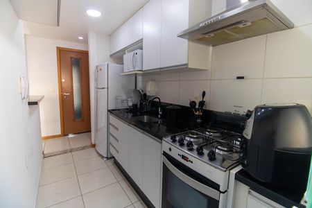 Apartamento à venda com 60m², 2 quartos e 1 vagaCozinha
