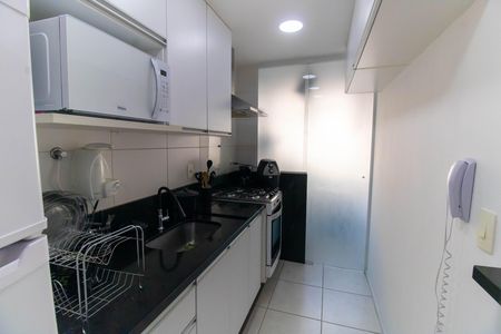 Apartamento à venda com 60m², 2 quartos e 1 vagaCozinha