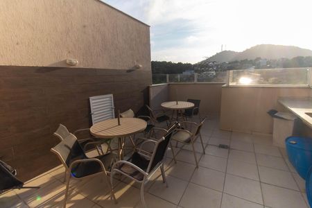 Apartamento à venda com 60m², 2 quartos e 1 vagaÁrea comum