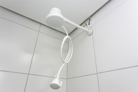 Apartamento para alugar com 35m², 2 quartos e sem vagaBanheiro - Chuveiro