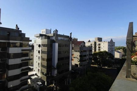 Apartamento para alugar com 241m², 3 quartos e 2 vagas