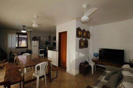 Apartamento para alugar com 241m², 3 quartos e 2 vagas