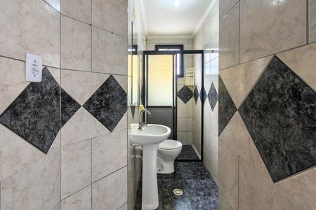 Apartamento para alugar com 49m², 1 quarto e 1 vaga Apartamento para alugar com 49m², 1 quarto e 1 vagaBanheiro da Suíte