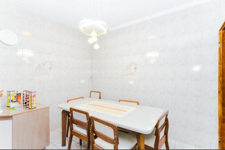 Casa à venda com 350m², 4 quartos e 3 vagasCozinha 