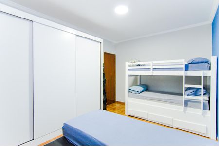 Casa à venda com 350m², 4 quartos e 3 vagasQuarto 2 