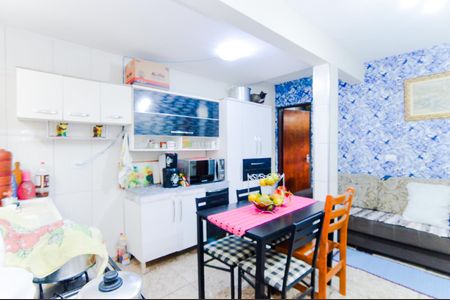 Casa à venda com 350m², 4 quartos e 3 vagasStudio 