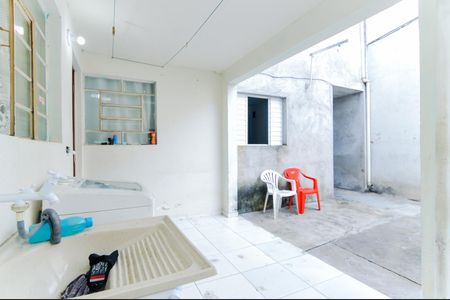 Casa à venda com 350m², 4 quartos e 3 vagasÁrea de serviço Casa 2