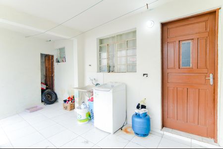 Casa à venda com 350m², 4 quartos e 3 vagasÁrea de serviço Casa 2