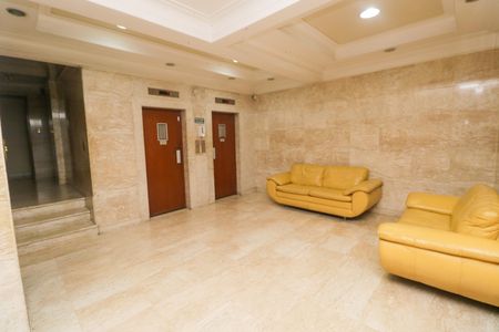 Apartamento para alugar com 265m², 4 quartos e 1 vaga Apartamento para alugar com 265m², 4 quartos e 1 vagaHall de entrada