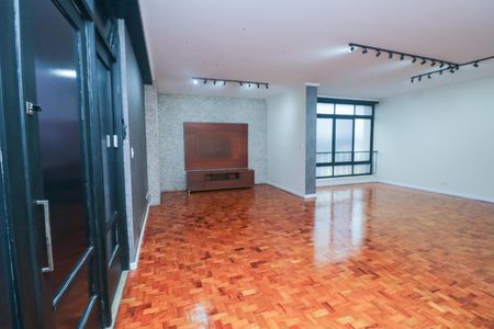 Apartamento para alugar com 265m², 4 quartos e 1 vaga Apartamento para alugar com 265m², 4 quartos e 1 vagaSala