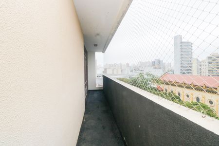 Apartamento para alugar com 265m², 4 quartos e 1 vaga Apartamento para alugar com 265m², 4 quartos e 1 vagaVaranda da Sala