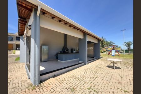 Casa de condomínio à venda com 320m², 3 quartos e 4 vagasÁrea comum - Churrasqueira