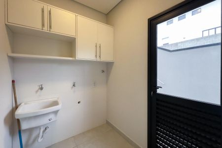Casa de condomínio à venda com 320m², 3 quartos e 4 vagasÁrea de Serviço