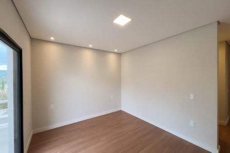 Casa de condomínio à venda com 320m², 3 quartos e 4 vagasSuíte 1
