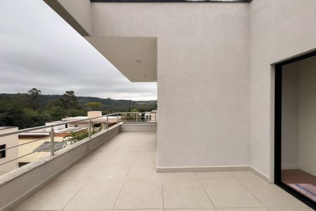 Casa de condomínio à venda com 320m², 3 quartos e 4 vagasVaranda da Suíte 2
