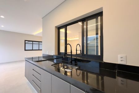 Casa de condomínio à venda com 320m², 3 quartos e 4 vagasChurrasqueira