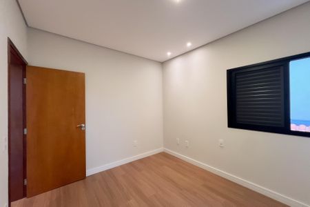 Casa de condomínio à venda com 320m², 3 quartos e 4 vagasSuíte 3