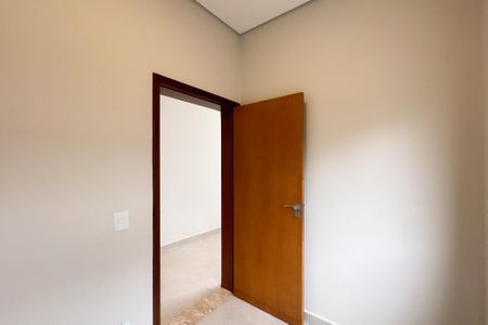 Casa de condomínio à venda com 320m², 3 quartos e 4 vagasEscritório