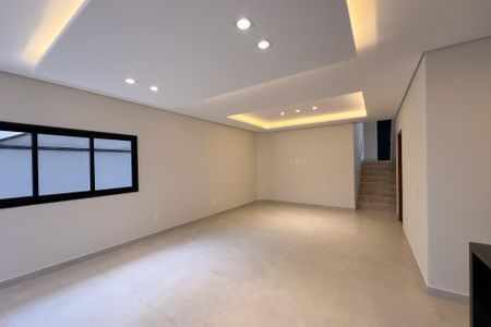 Casa de condomínio à venda com 320m², 3 quartos e 4 vagasSala 2