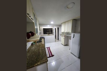 Apartamento à venda com 4 quartos, 240m² em Recreio dos Bandeirantes, Rio de Janeiro