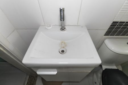 Banheiro da Suíte 2 de casa para alugar com 2 quartos, 90m² em Cidade Líder, São Paulo