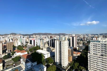 Vista da Suite 1 de apartamento à venda com 2 quartos, 88m² em Lourdes, Belo Horizonte