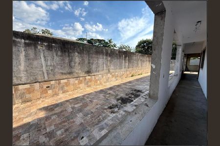 Casa à venda com 4 quartos, 300m² em Interlagos, São Paulo