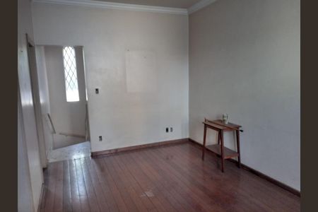 Casa à venda com 274m², 3 quartos e 2 vagas