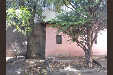 Casa à venda com 274m², 3 quartos e 2 vagas