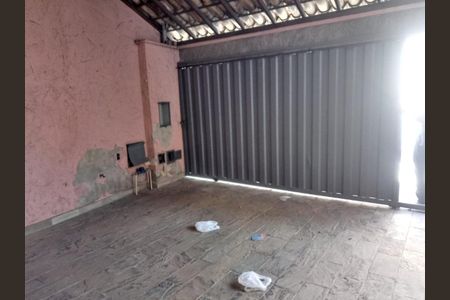 Casa à venda com 3 quartos, 274m² em Cachoeirinha, Belo Horizonte