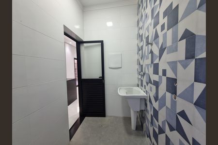 Casa de condomínio à venda com 200m², 3 quartos e 4 vagasÁrea de serviço