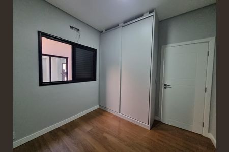 Casa de condomínio à venda com 200m², 3 quartos e 4 vagasQuarto