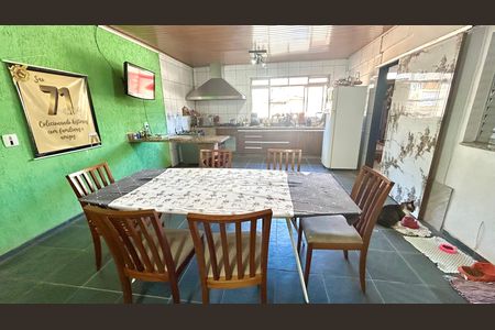 Cozinha de casa para alugar com 5 quartos, 220m² em Jardim Iv Centenario, Guarulhos