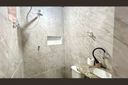 Casa para alugar com 220m², 5 quartos e sem vaga Casa para alugar com 220m², 5 quartos e sem vagaBanheiro da Suíte