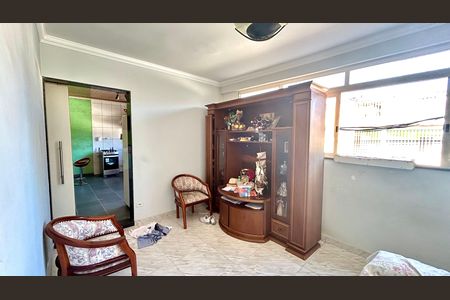 Sala de casa para alugar com 5 quartos, 220m² em Jardim Iv Centenario, Guarulhos
