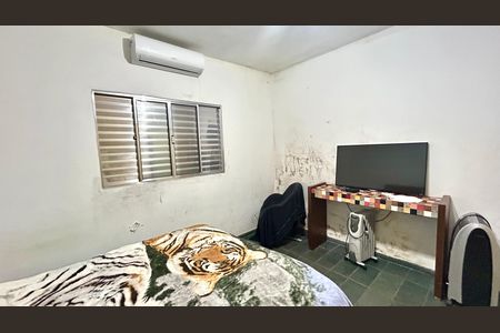 Casa para alugar com 220m², 5 quartos e sem vaga Casa para alugar com 220m², 5 quartos e sem vagaQuarto 2