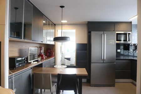 Apartamento para alugar com 172m², 3 quartos e 2 vagasCozinha