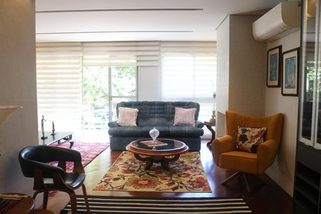 Apartamento para alugar com 172m², 3 quartos e 2 vagasSala