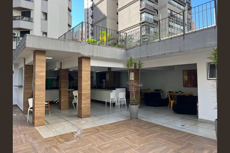 Apartamento para alugar com 172m², 3 quartos e 2 vagas Apartamento para alugar com 172m², 3 quartos e 2 vagasÁrea comum - Churrasqueira
