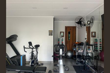 Apartamento para alugar com 172m², 3 quartos e 2 vagas Apartamento para alugar com 172m², 3 quartos e 2 vagasÁrea comum - Academia