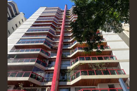 Apartamento para alugar com 172m², 3 quartos e 2 vagas Apartamento para alugar com 172m², 3 quartos e 2 vagasFachada do Prédio
