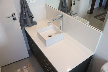 Apartamento para alugar com 172m², 3 quartos e 2 vagasBanheiro 1