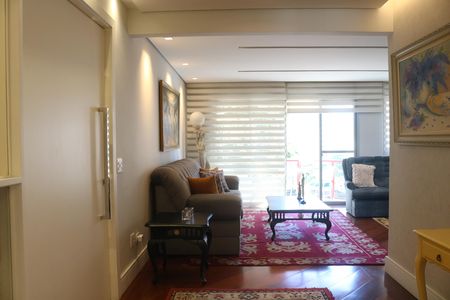 Apartamento para alugar com 172m², 3 quartos e 2 vagasSala