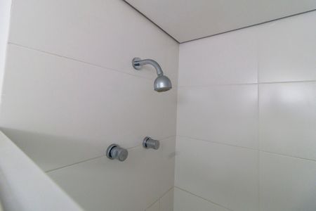 Banheiro de apartamento para alugar com 1 quarto, 35m² em Santo Amaro, São Paulo