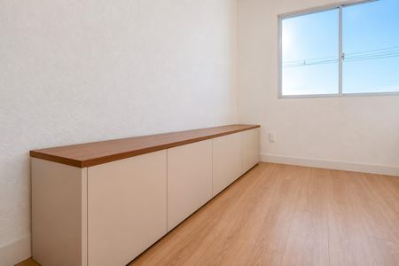 Sala de apartamento para alugar com 2 quartos, 47m² em Restinga, Porto Alegre