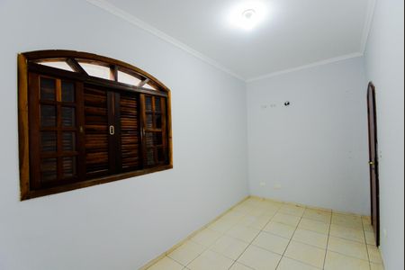 Casa para alugar com 125m², 3 quartos e 2 vagasQuarto 1
