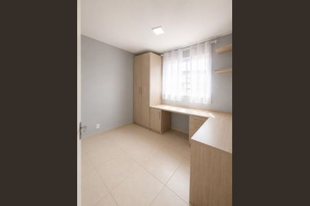Quarto 2 de apartamento para alugar com 2 quartos, 47m² em Restinga, Porto Alegre